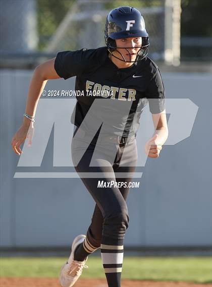 Thumbnail 1 in Foster @ Lamar Consolidated photogallery.