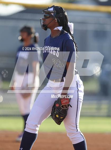 Thumbnail 3 in Foster @ Lamar Consolidated photogallery.