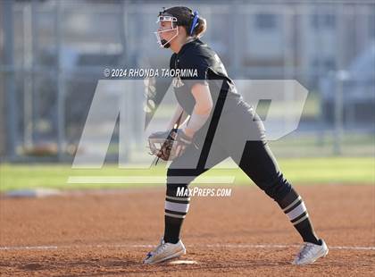 Thumbnail 1 in Foster @ Lamar Consolidated photogallery.