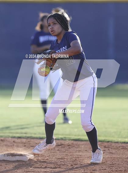 Thumbnail 1 in Foster @ Lamar Consolidated photogallery.