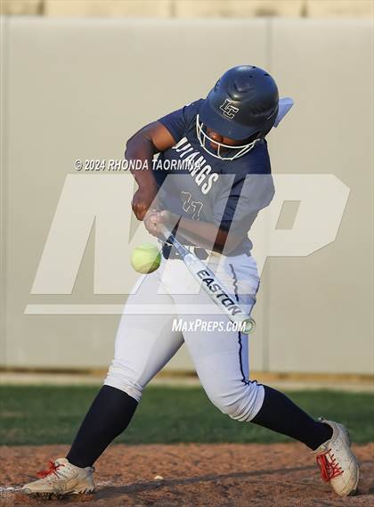 Thumbnail 2 in Foster @ Lamar Consolidated photogallery.