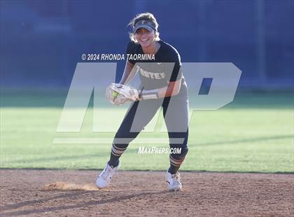 Thumbnail 1 in Foster @ Lamar Consolidated photogallery.