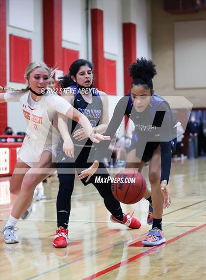 Thumbnail 2 in Grandview @ Regis Jesuit photogallery.