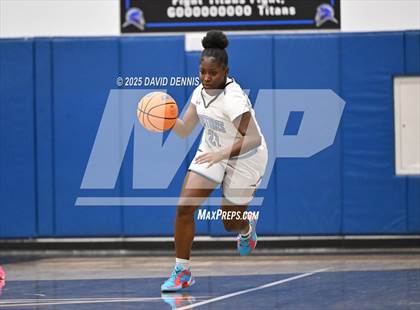 Thumbnail 2 in Wasco vs. South (Thanksgiving Hoopfest) photogallery.