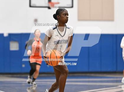 Thumbnail 2 in Wasco vs. South (Thanksgiving Hoopfest) photogallery.