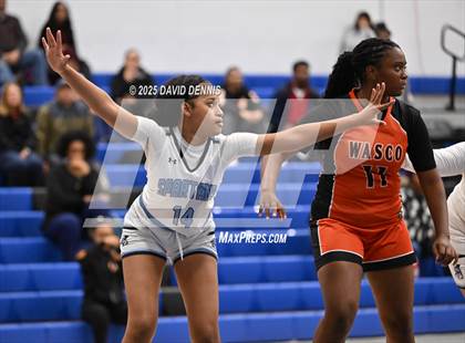 Thumbnail 2 in Wasco vs. South (Thanksgiving Hoopfest) photogallery.