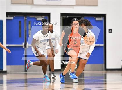 Thumbnail 1 in Wasco vs. South (Thanksgiving Hoopfest) photogallery.
