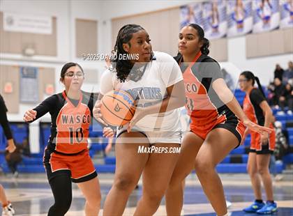 Thumbnail 3 in Wasco vs. South (Thanksgiving Hoopfest) photogallery.