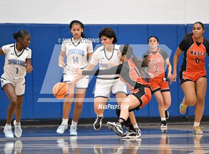 Thumbnail 1 in Wasco vs. South (Thanksgiving Hoopfest) photogallery.