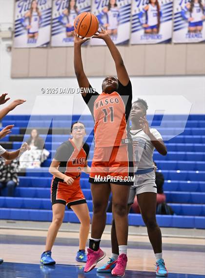 Thumbnail 1 in Wasco vs. South (Thanksgiving Hoopfest) photogallery.