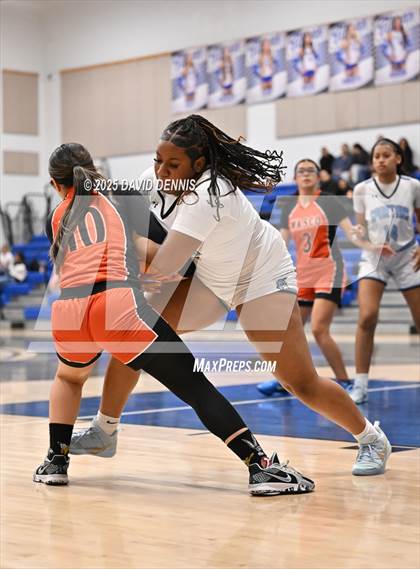 Thumbnail 2 in Wasco vs. South (Thanksgiving Hoopfest) photogallery.