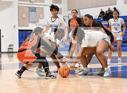 Thumbnail 3 in Wasco vs. South (Thanksgiving Hoopfest) photogallery.