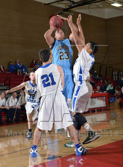 Thumbnail 2 in Center vs. Davis (Common Good Classic) photogallery.