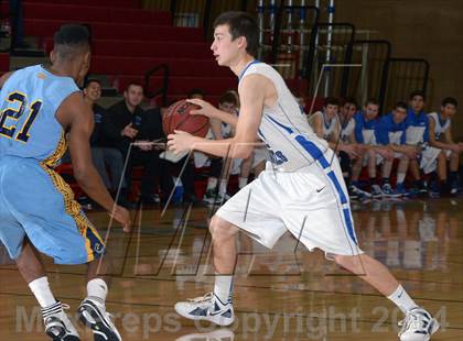 Thumbnail 3 in Center vs. Davis (Common Good Classic) photogallery.