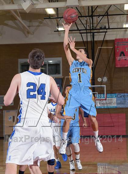 Thumbnail 3 in Center vs. Davis (Common Good Classic) photogallery.