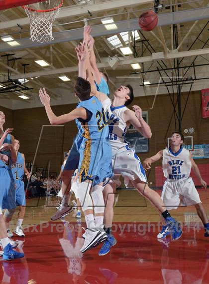 Thumbnail 2 in Center vs. Davis (Common Good Classic) photogallery.