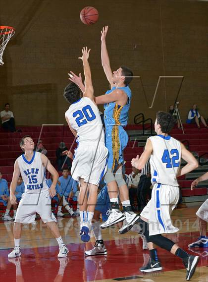 Thumbnail 3 in Center vs. Davis (Common Good Classic) photogallery.