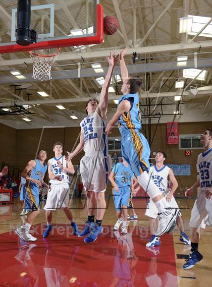 Thumbnail 1 in Center vs. Davis (Common Good Classic) photogallery.