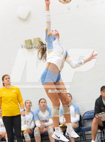 Thumbnail 2 in Oak Glen vs. Cabell Midland (Philip Barbour Tournament) photogallery.