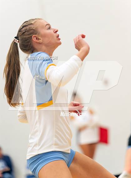 Thumbnail 3 in Oak Glen vs. Cabell Midland (Philip Barbour Tournament) photogallery.
