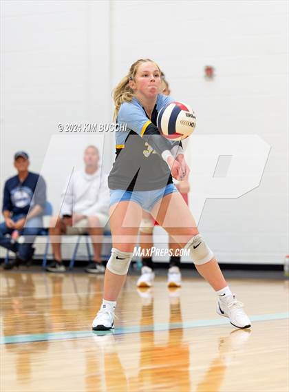 Thumbnail 3 in Oak Glen vs. Cabell Midland (Philip Barbour Tournament) photogallery.