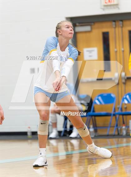 Thumbnail 2 in Oak Glen vs. Cabell Midland (Philip Barbour Tournament) photogallery.