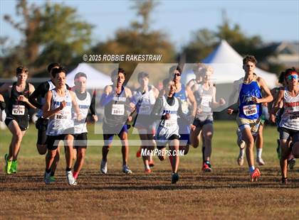 Thumbnail 1 in UIL 3A Boys Cross Country State Final photogallery.