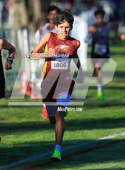 Thumbnail 3 in UIL 3A Boys Cross Country State Final photogallery.