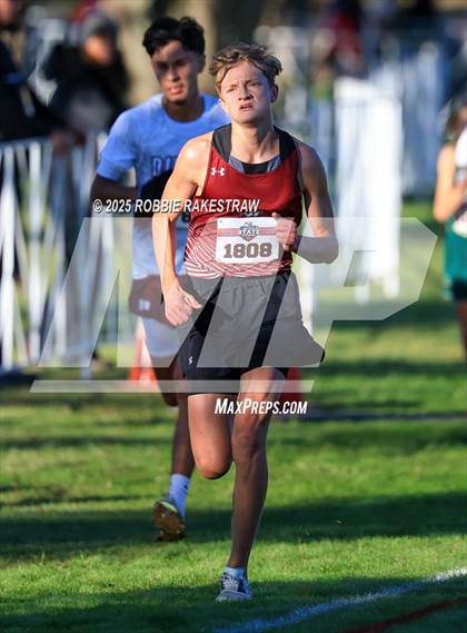 Thumbnail 2 in UIL 3A Boys Cross Country State Final photogallery.