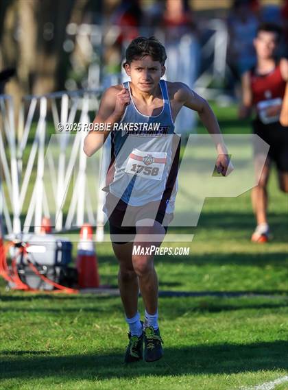 Thumbnail 1 in UIL 3A Boys Cross Country State Final photogallery.