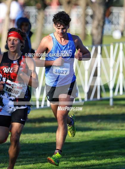 Thumbnail 3 in UIL 3A Boys Cross Country State Final photogallery.