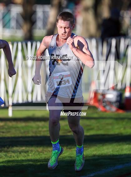 Thumbnail 3 in UIL 3A Boys Cross Country State Final photogallery.