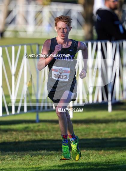 Thumbnail 3 in UIL 3A Boys Cross Country State Final photogallery.