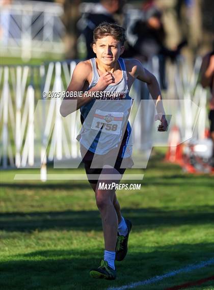 Thumbnail 2 in UIL 3A Boys Cross Country State Final photogallery.