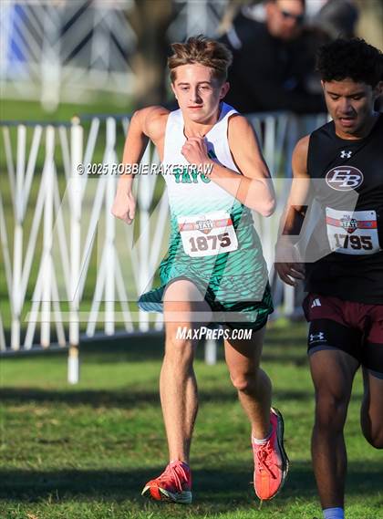 Thumbnail 3 in UIL 3A Boys Cross Country State Final photogallery.
