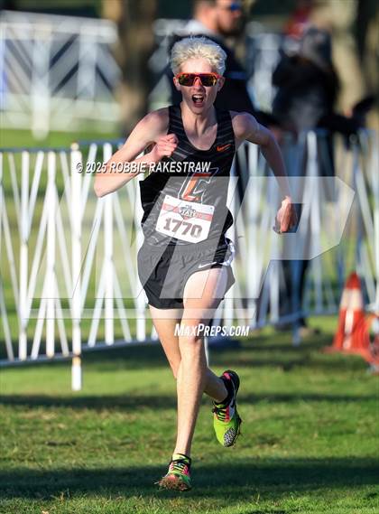 Thumbnail 3 in UIL 3A Boys Cross Country State Final photogallery.