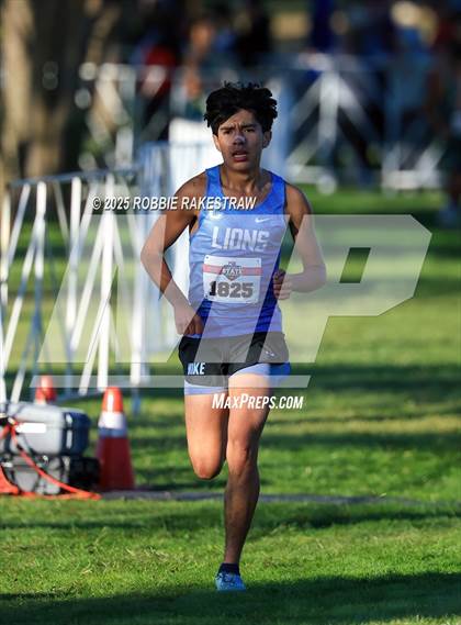 Thumbnail 3 in UIL 3A Boys Cross Country State Final photogallery.
