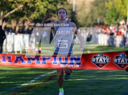 Thumbnail 3 in UIL 3A Boys Cross Country State Final photogallery.