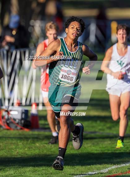 Thumbnail 2 in UIL 3A Boys Cross Country State Final photogallery.