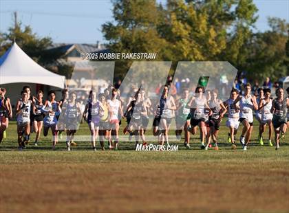 Thumbnail 1 in UIL 3A Boys Cross Country State Final photogallery.