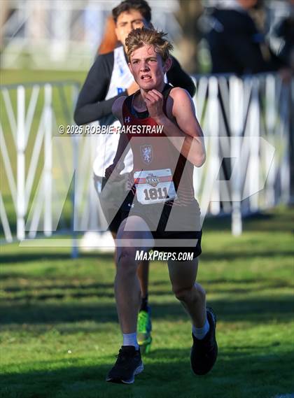 Thumbnail 1 in UIL 3A Boys Cross Country State Final photogallery.