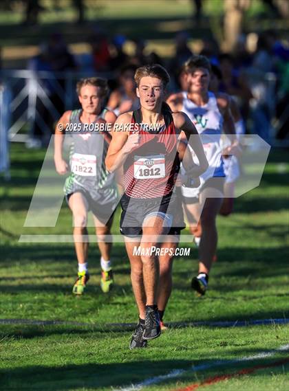 Thumbnail 1 in UIL 3A Boys Cross Country State Final photogallery.