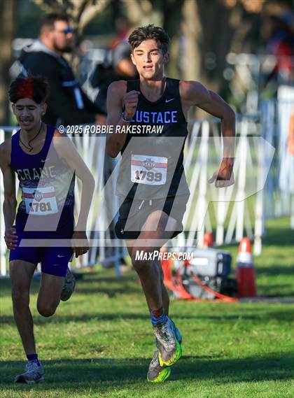 Thumbnail 3 in UIL 3A Boys Cross Country State Final photogallery.