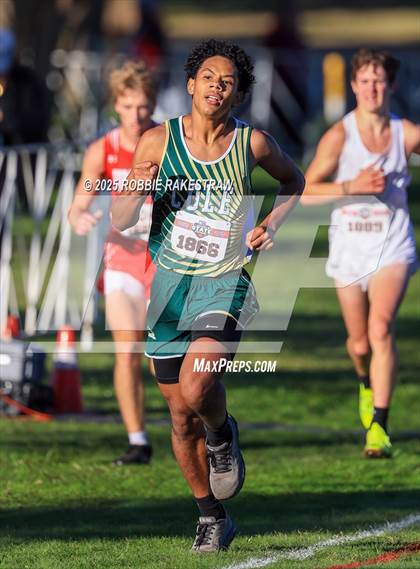 Thumbnail 1 in UIL 3A Boys Cross Country State Final photogallery.