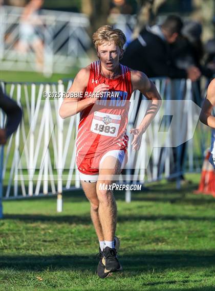 Thumbnail 1 in UIL 3A Boys Cross Country State Final photogallery.