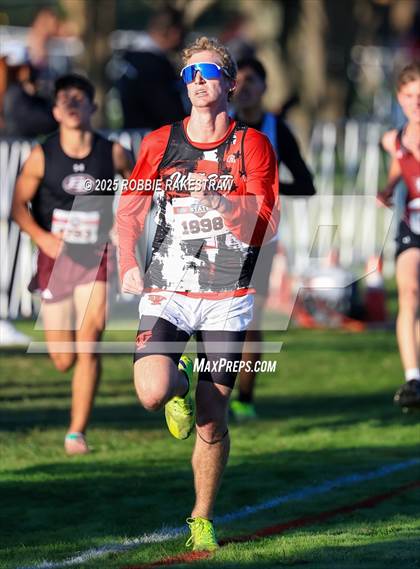 Thumbnail 1 in UIL 3A Boys Cross Country State Final photogallery.