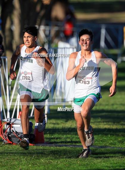 Thumbnail 2 in UIL 3A Boys Cross Country State Final photogallery.