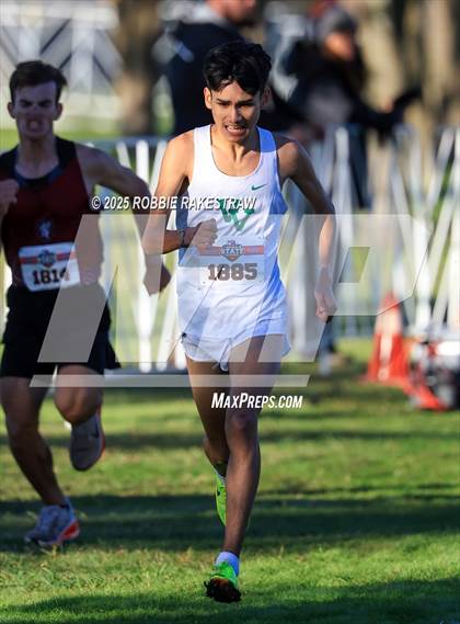 Thumbnail 3 in UIL 3A Boys Cross Country State Final photogallery.