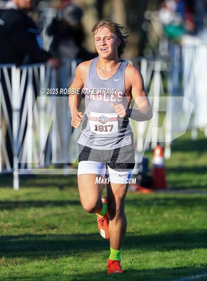 Thumbnail 1 in UIL 3A Boys Cross Country State Final photogallery.