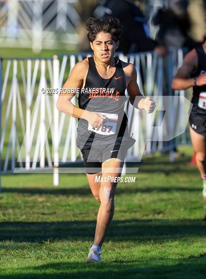 Thumbnail 3 in UIL 3A Boys Cross Country State Final photogallery.